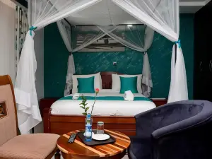 Lux Suites Elgon View Holiday House
