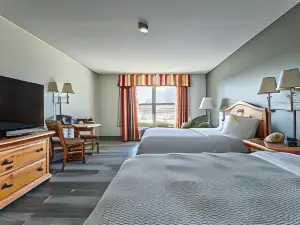 Lancaster Inn & Suites