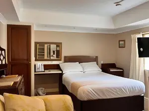 Rose Tor Hotel