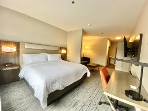 홀리데이 인 익스프레스 & 스위트 일라이리아 바이 IHG