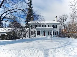 Millbrook Country House