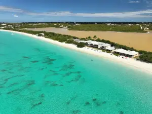 Rendezvous Bay Hotel