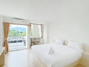 โรงแรมธนัตต์นันท์