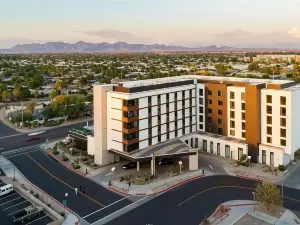 Senna House Hotel Scottsdale, Curio Collection by Hilton
