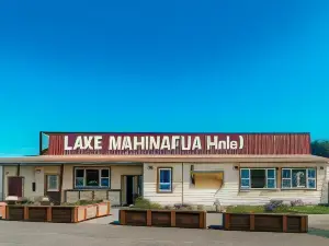 Lake Mahinapua Hotel