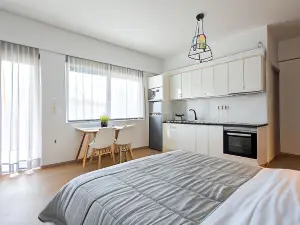 Boutique Studios Near Airport