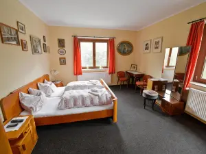 Hotel s restauraci Splavek