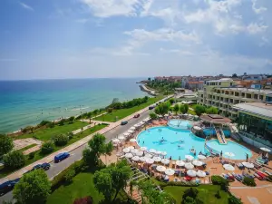 Hotel Perla Beach Luxury - All Inclusive & Free Beach Access