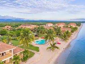 Hopkins Bay Resort