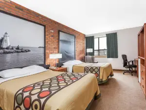 슈퍼 8 바이 윈덤 서드베리 ON