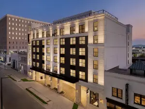 106 Jefferson Huntsville, Curio Collection by Hilton