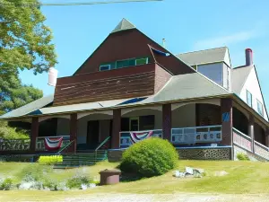 The 8th Maine Regiment Lodge and Museum