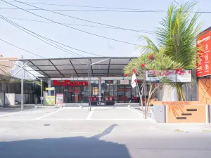 RedDoorz Syariah at Winong Nganjuk