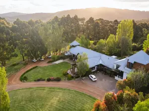 柴姆斯温泉度假山林小屋