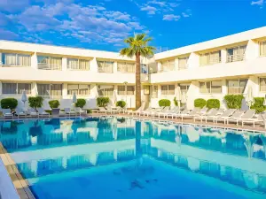 Melpo Antia Hotel & Suites