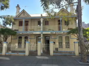 Hay Street Traveller's Inn