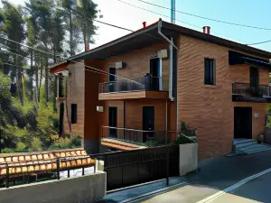Hotel უცხო-Utskho
