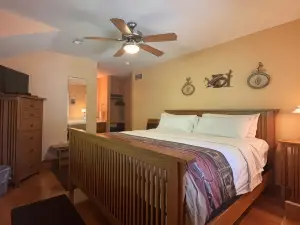 Bodee's Bungalow Adults Only Couples Only Boutique Hotel