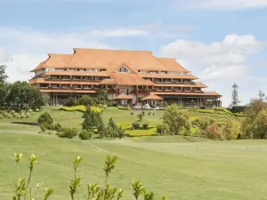Jatinangor National Golf & Resort