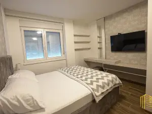 DeLux Center Apartments Inđija
