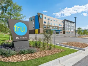 Tru by Hilton Kansas City Airport