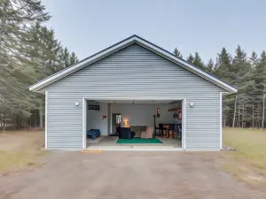 Townsend Cottage on Utv & Snowmobile Trail!