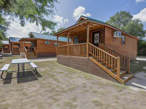 Al's Hideaway Cabin and RV Space, LLC