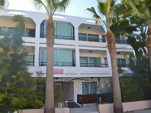 Marianna Hotel Apartments