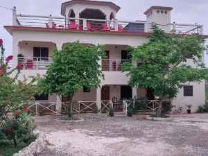 Eliwes Villa