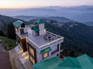 The Seasons Dalhousie - Best Valley View & Mountain View AC Hotel in Dalhousie