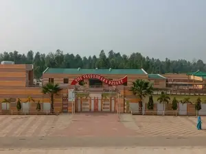 OYO Vasundhara Resort