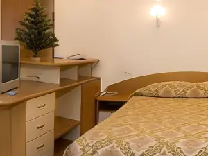 Meridian Hotel