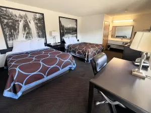 Super 8 by Wyndham Red Bluff