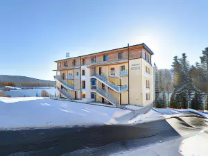 Element Lakeside Apartments