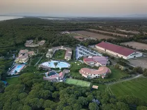 Horse Country Resort Congress & Spa - Hotel Ribot