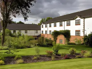 Best Western Plus Ullesthorpe Court Hotel  Golf Club