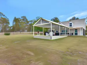 Bracken Ridge Vineyard - the Stables - Villa 1