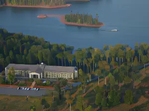 Lake Chatuge Lodge