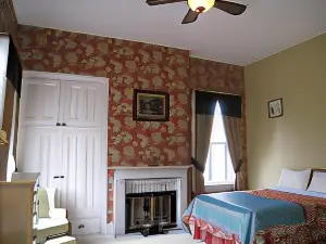 Allegheny Street Bed & Breakfast