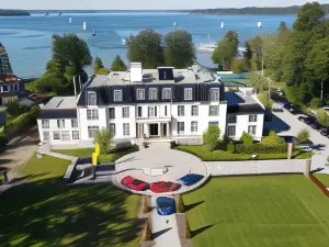 The Starnbergsee Hideaway