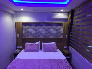 Göznur Otel