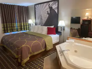 Super 8 by Wyndham Chisago City