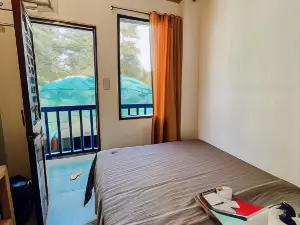 LaZerena Lodge