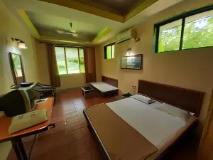 Seawoods Beach Hotel