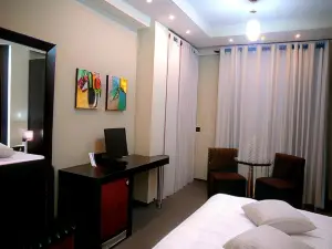 Icon Hotel