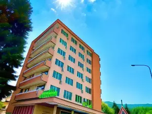 Hotel Kristal