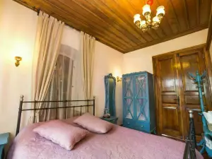 ARİSTONİCUS BUTİK HOTEL