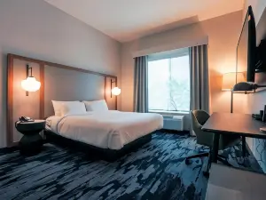 Fairfield Inn & Suites Marquette
