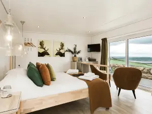 Sea View Snugs at Laggan