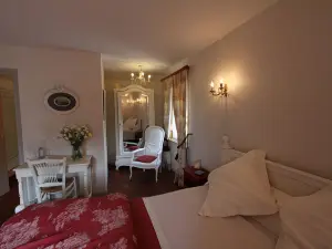 Le Clos Xavianne: Location chambres d'hôtes familiales - Bed and Breakfast à Cambrai Calais Nord